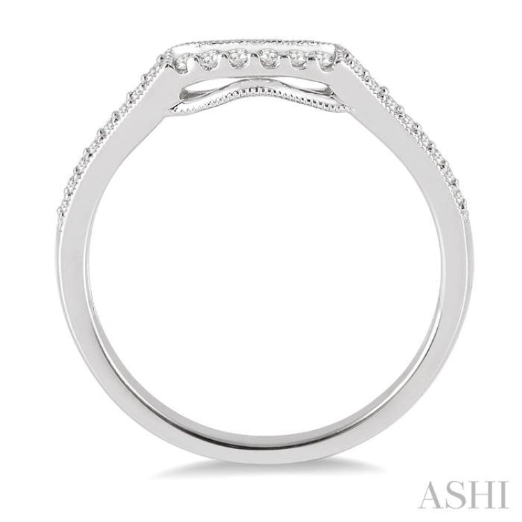 1/6 ctw Round Cut Diamond Wedding Band in 14K White Gold