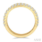 1 1/4 ctw Triple Row Round Cut Diamond Wedding Band in 14K Yellow Gold