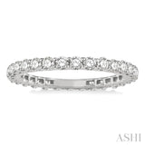 1 Ctw Round Cut Diamond Eternity Band in 14K White Gold