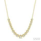 1 Ctw Round Cut Diamond Illusion Necklace in 10K Yellow Gold