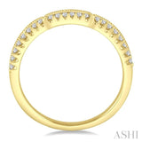 1/5 ctw Round Cut Diamond Wedding Band in 14K Yellow Gold