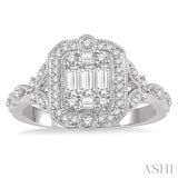 5/8 Ctw Intricate lattice Baguette and Round Cut Diamond Ring in 14K White Gold