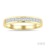 1/2 Ctw 11-Stone Princess Cut Diamond Wedding Band in 14K Yellow Gold