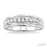 1/8 Ctw Round Cut Diamond Women's Ring in 14K White Gold