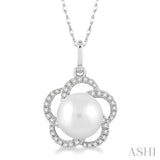 7 MM Cultured Pearl and 1/8 Ctw Round Cut Diamond Pendant in 14K White Gold with Chain