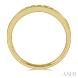 1/4 Ctw Channel Set 11 Stone Round Cut Diamond Wedding Band in 14K Yellow Gold