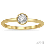 Light Weight Diamond Promise Ring